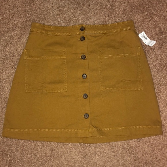 Button down skirt - Picture 3 of 4